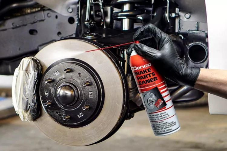 What does brake cleaner remove